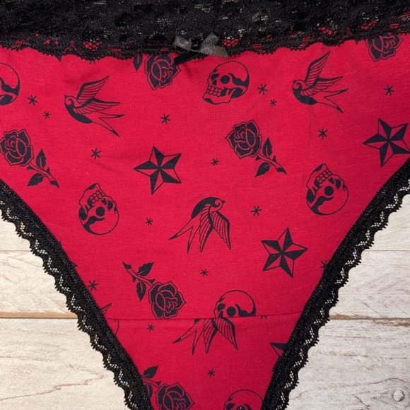 Torrid 2-Pair Of Thongs Size 4X (26) NWT! - Picture 5 of 11